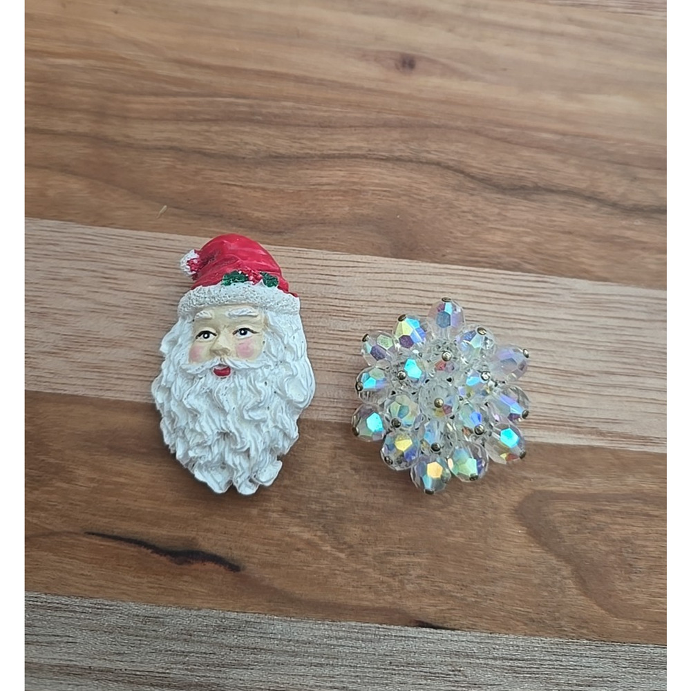 Lot of 2 Vtg Santa Claus & Aurora Borealis Clear Crystal Beaded Cluster Brooch